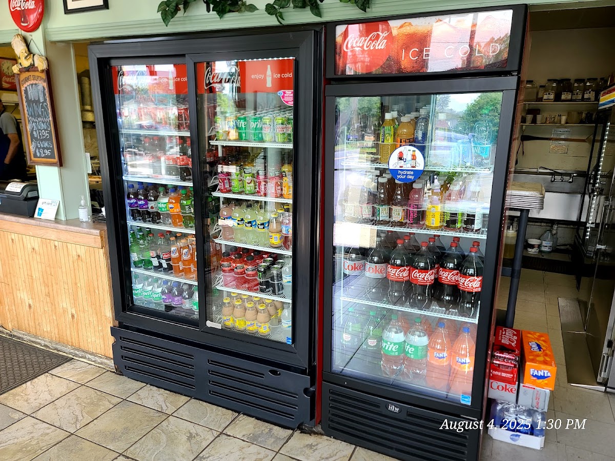 Freddy's Pizza & Grinders